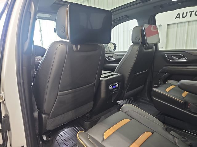 Used 2021 GMC Yukon XL AT4 w/ AT4 Premium Plus Package AWD/4WD image 35