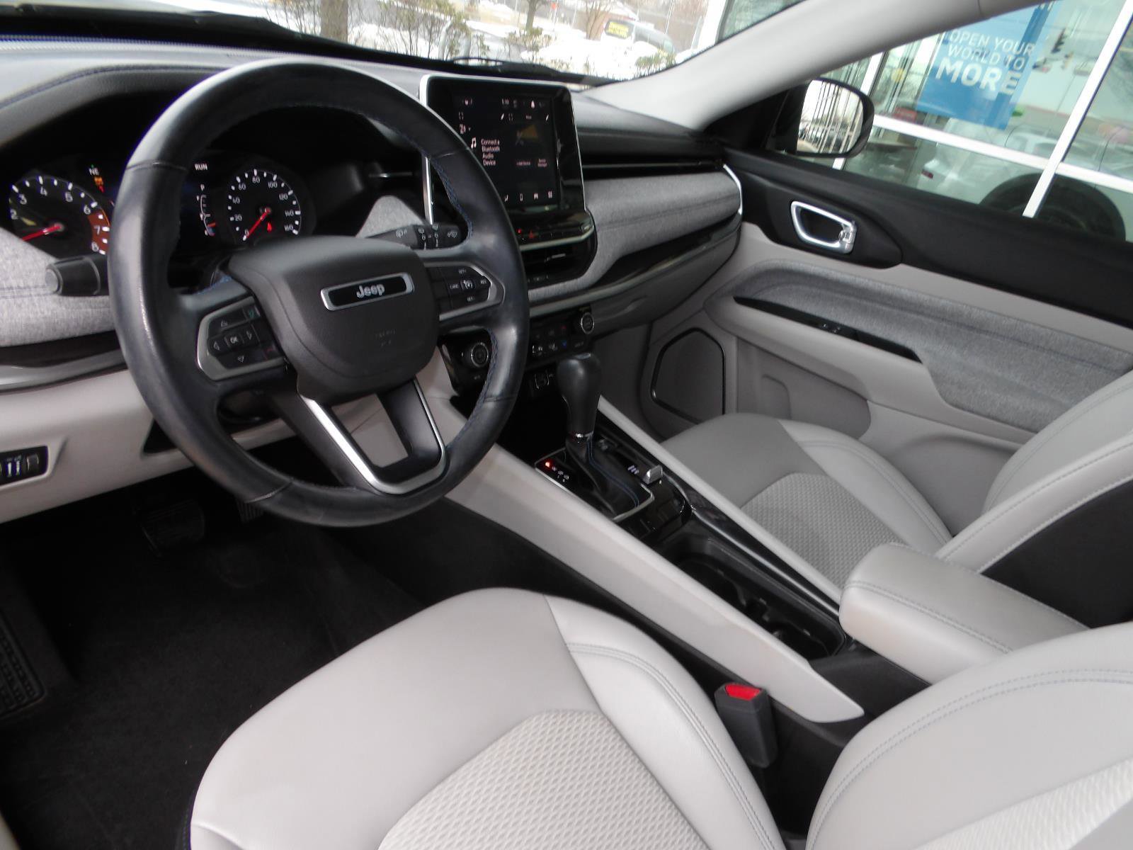 Used 2022 Jeep Compass Latitude w/ Convenience Group image 18