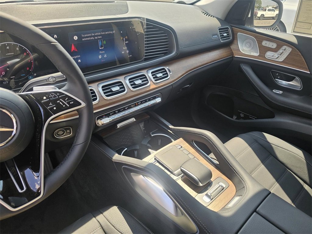 New 2026 Mercedes-Benz GLS 450 4MATIC image 22