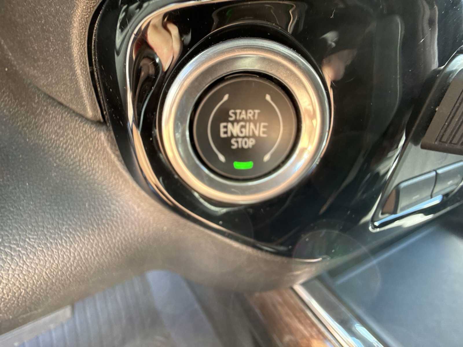 Certified 2024 Chevrolet Silverado 2500 LT AWD/4WD image 16