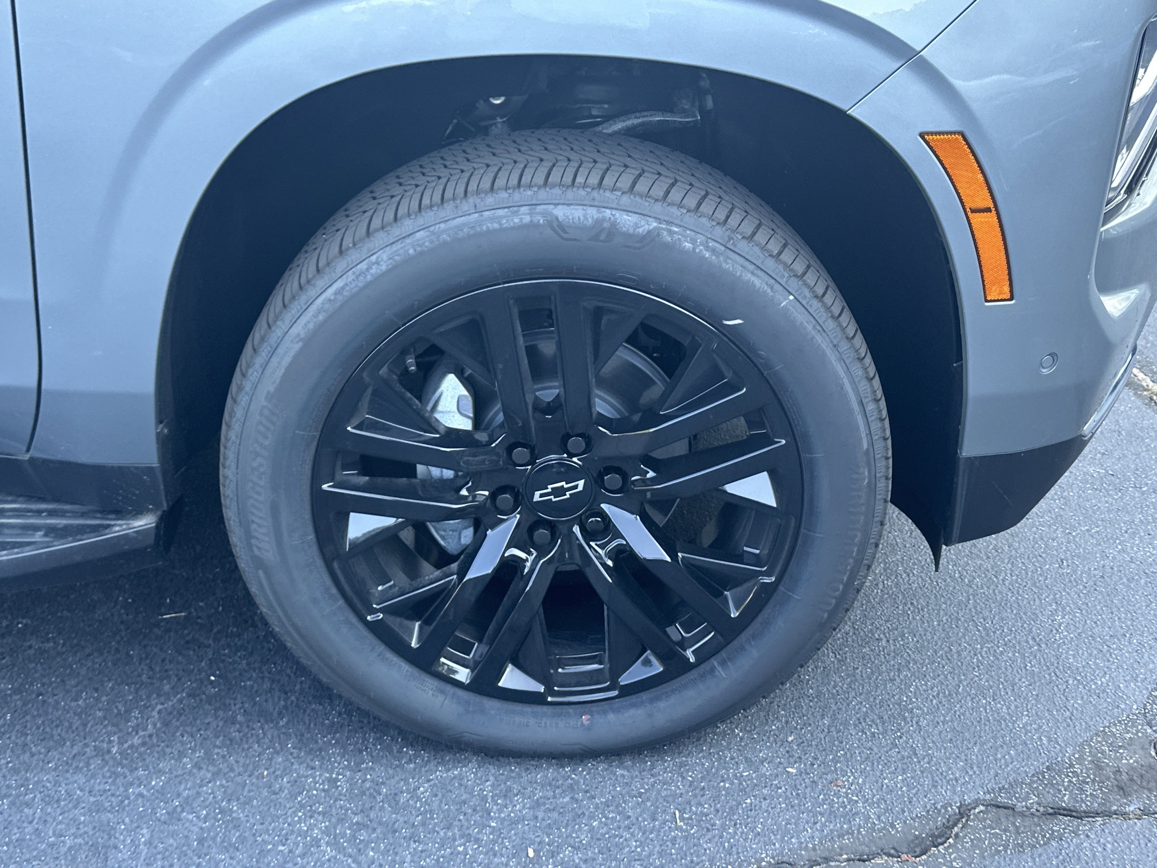 New 2025 Chevrolet Suburban Premier image 12