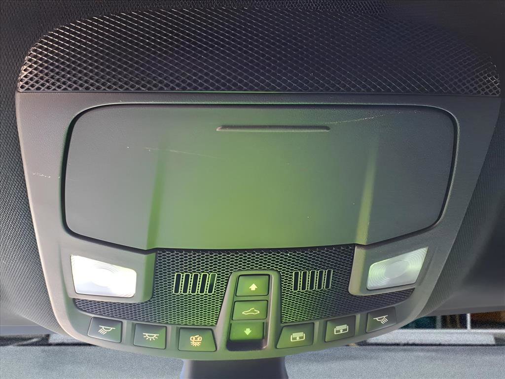 Used 2022 Ford Edge ST-Line w/ Class II Trailer Tow Package image 23