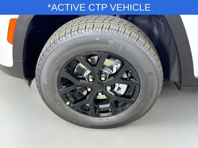 New 2025 Jeep Grand Cherokee Altitude image 31