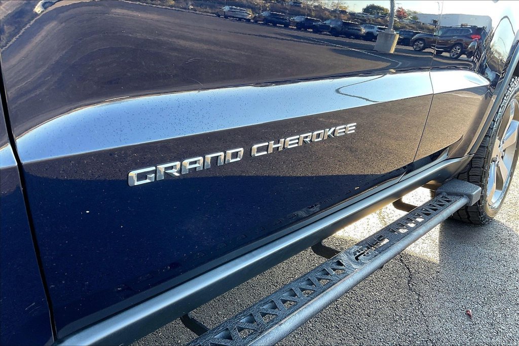 Used 2015 Jeep Grand Cherokee Limited w/ Luxury Group II AWD/4WD image 33