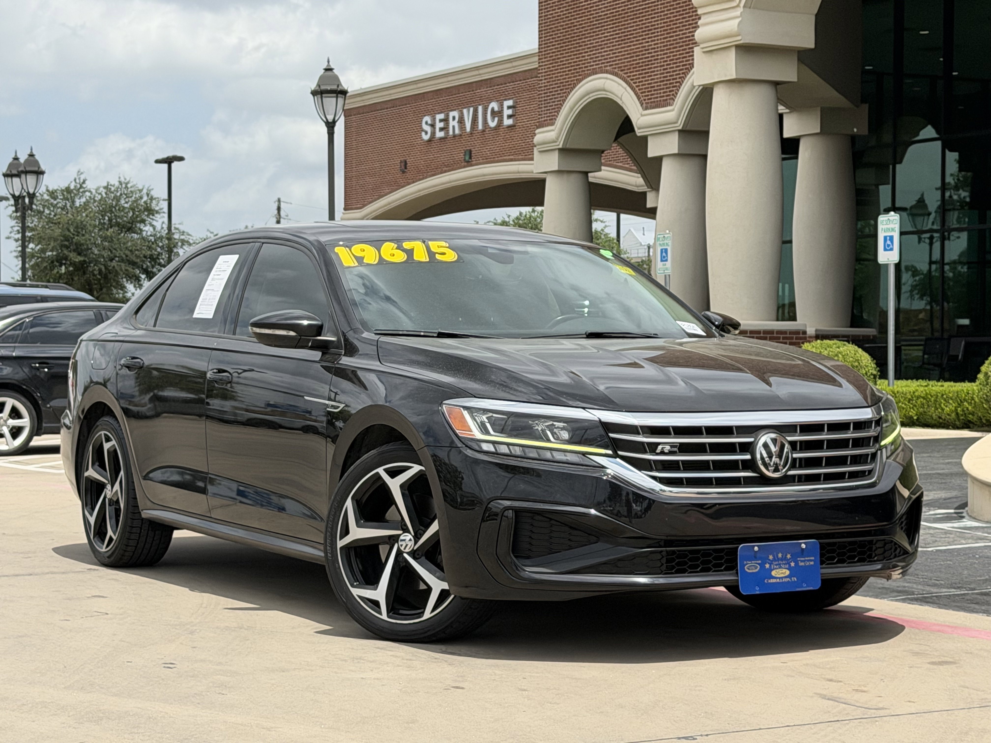 Used 2020 Volkswagen Passat 2.0T R-Line FWD image 2