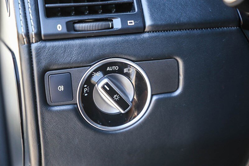 Used 2018 Mercedes-Benz G 550 Squared image 37