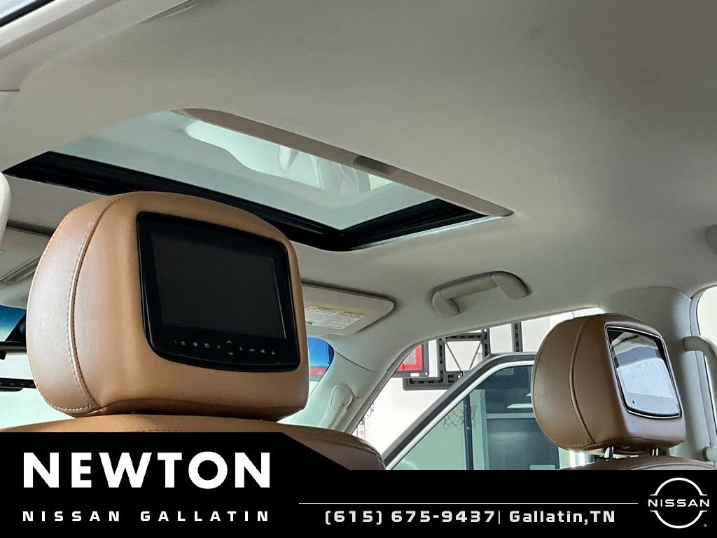 Used 2016 INFINITI QX80 2WD w/ Signature Edition Package image 4