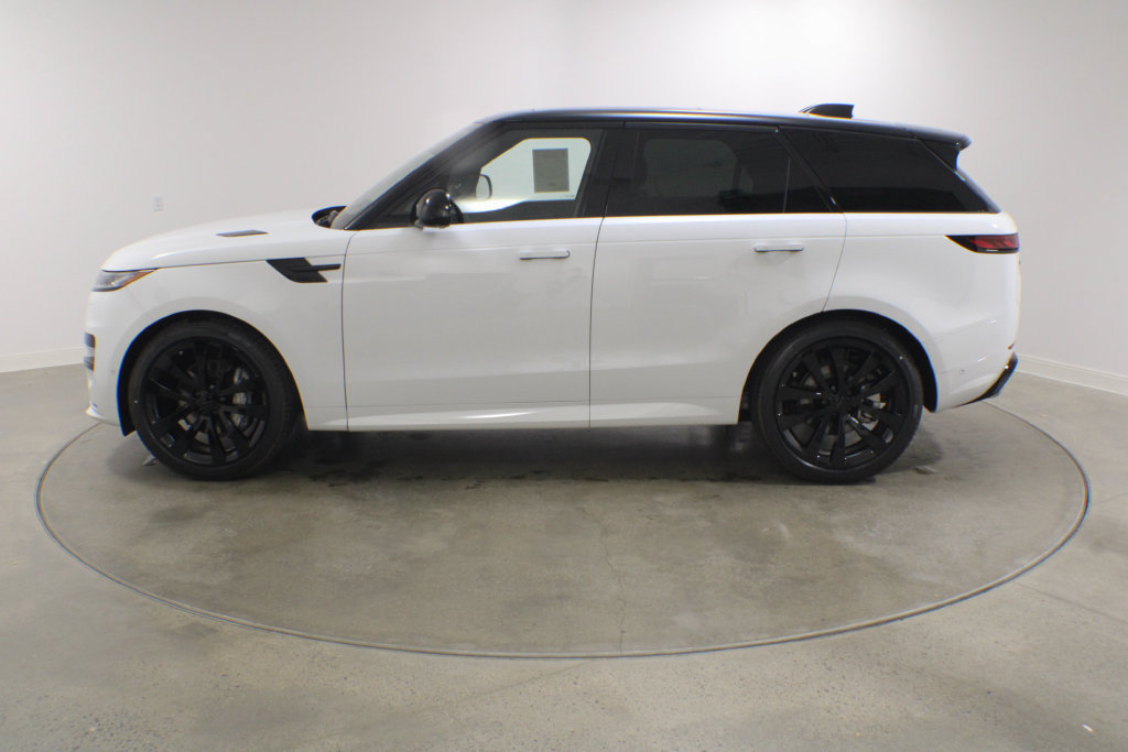 New 2026 Land Rover Range Rover Sport Dynamic SE AWD/4WD image 3