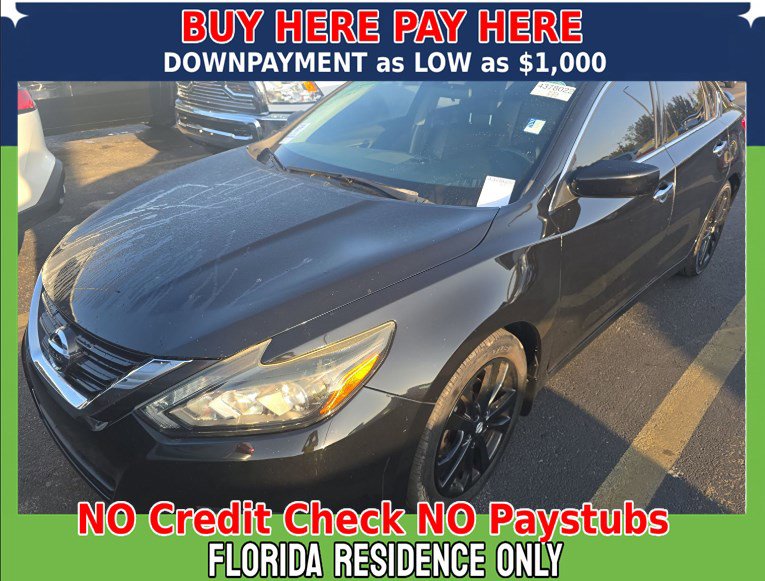 Used 2017 Nissan Altima 2.5 SR w/ Midnight Edition Package image 2