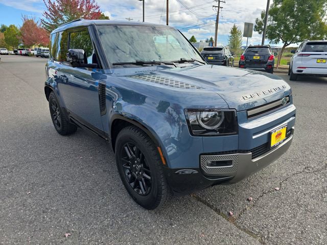 Used 2022 Land Rover Defender 90 X-Dynamic S image 8