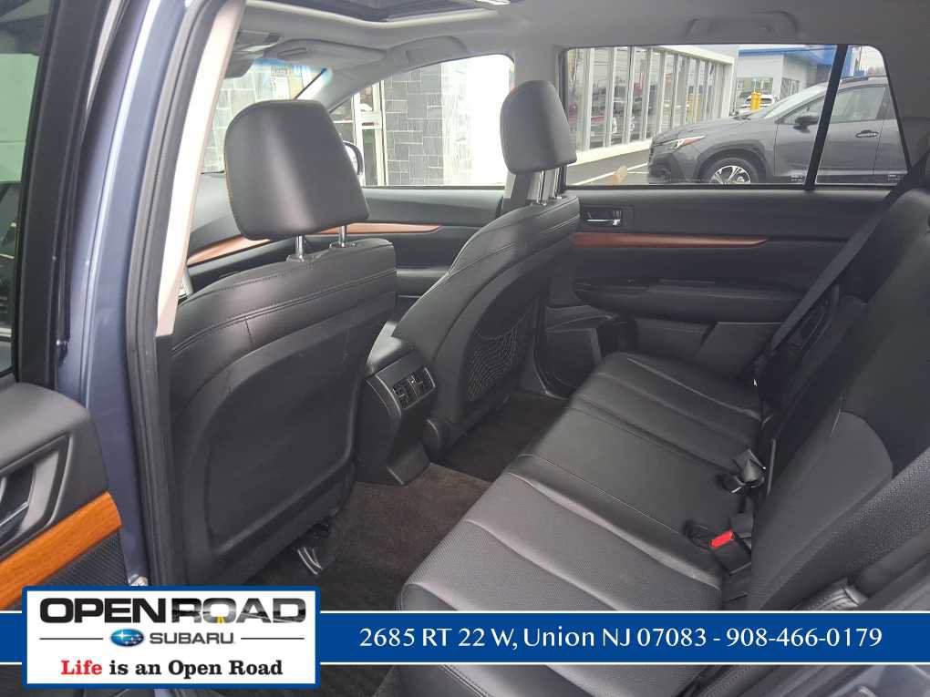 Used 2014 Subaru Outback 2.5i Limited image 10