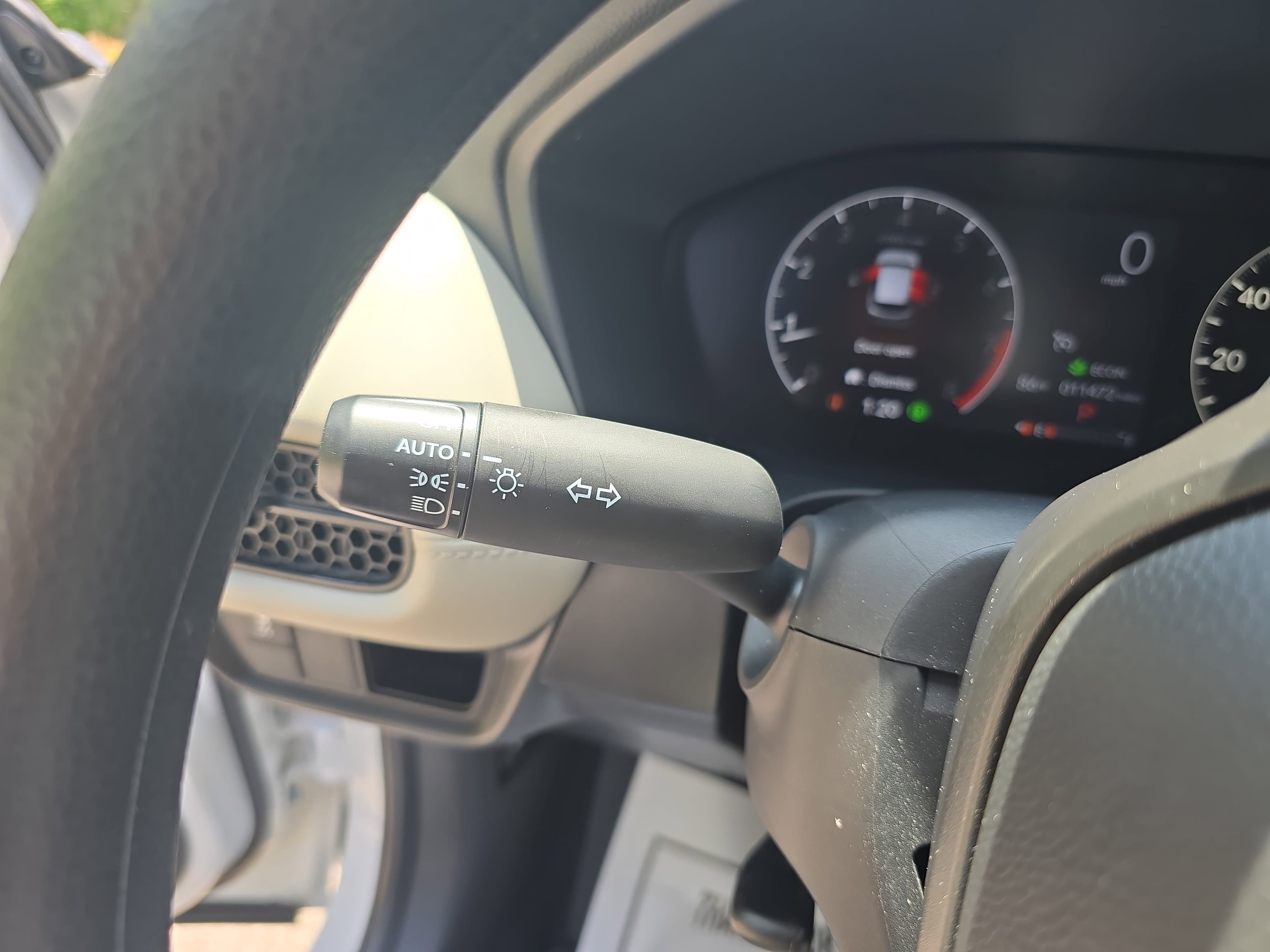 Used 2024 Honda HR-V LX image 26