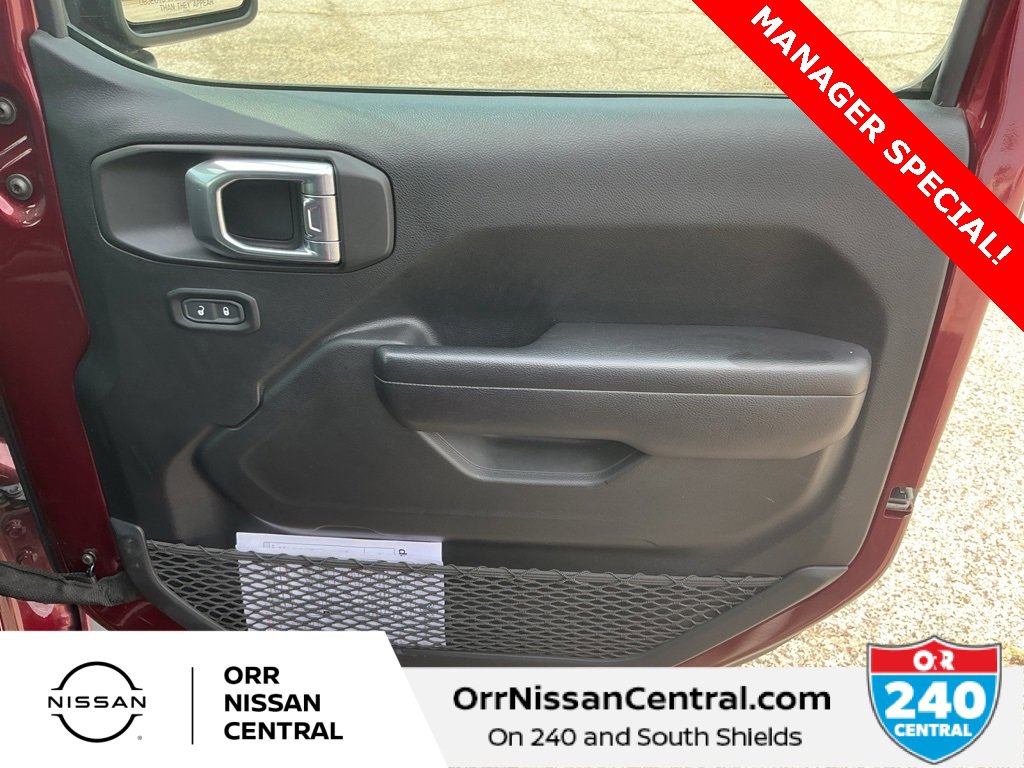 Used 2021 Jeep Gladiator Willys image 10