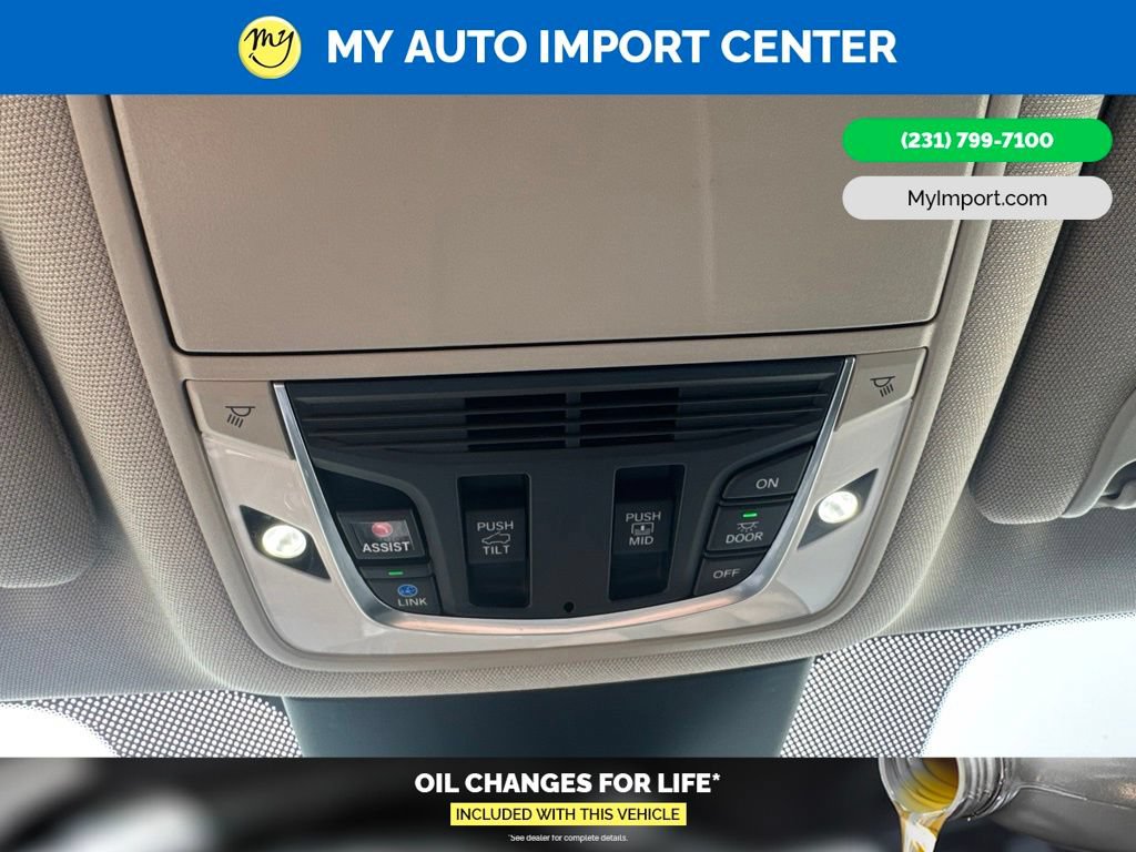 Used 2023 Acura MDX w/ Advance Package AWD/4WD image 25