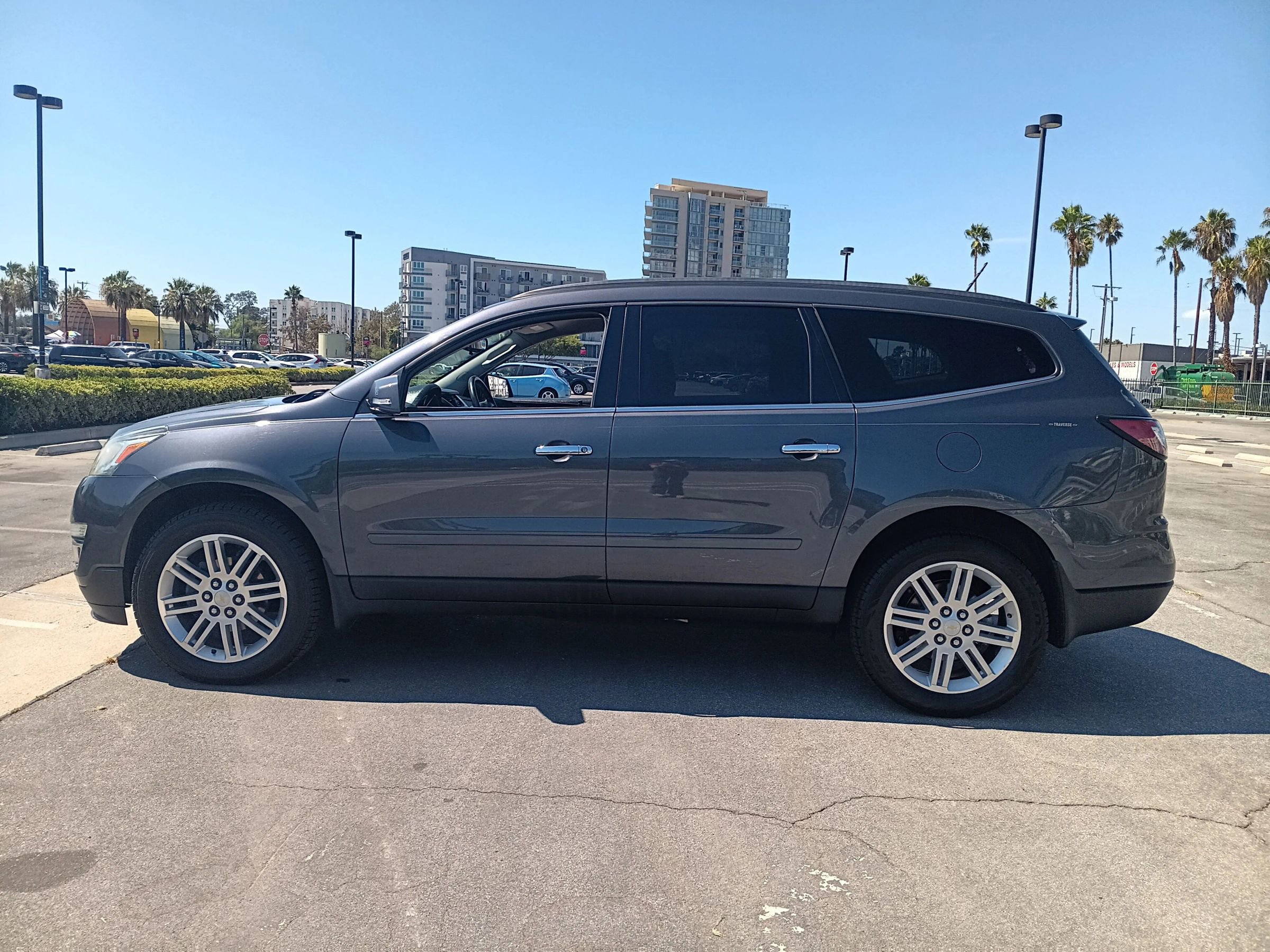 Used 2014 Chevrolet Traverse LT w/ All-Star Edition image 5