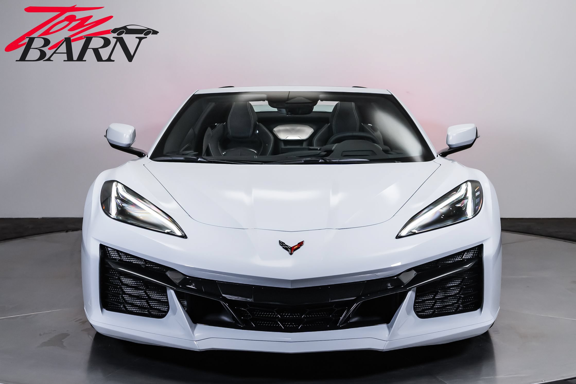 Used 2024 Chevrolet Corvette Z06 RWD image 8