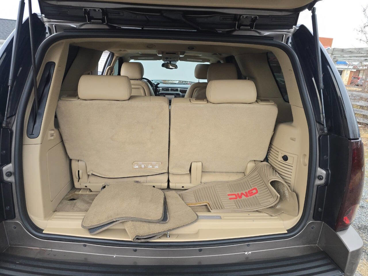 Used 2013 GMC Yukon Denali image 22