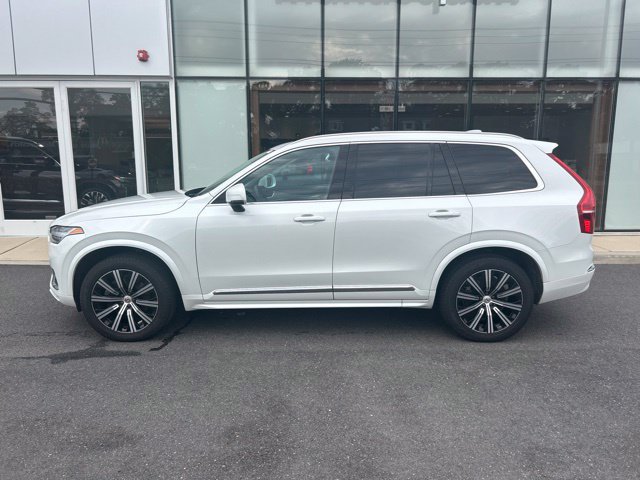 Used 2025 Volvo XC90 B5 Core AWD/4WD image 2