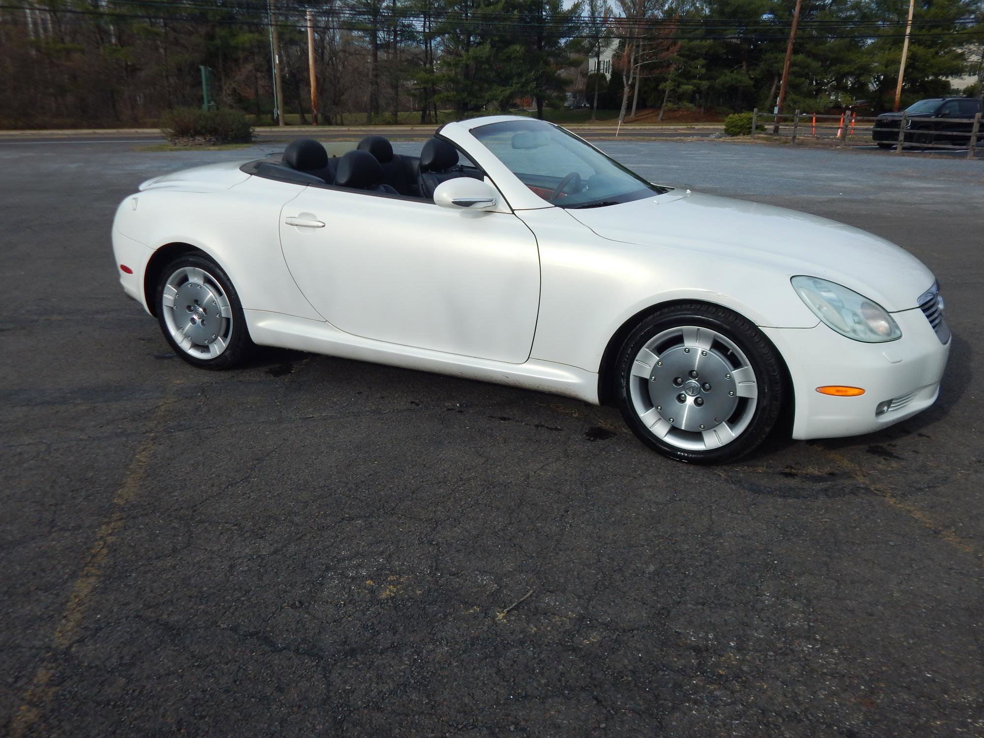 Used 2005 Lexus SC 430 CONVERTIBLE 2-DR w/ Preferred Accessory Pkg image 5