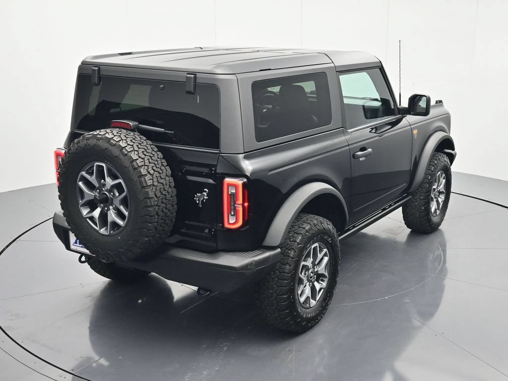 Certified 2025 Ford Bronco Badlands AWD/4WD image 29