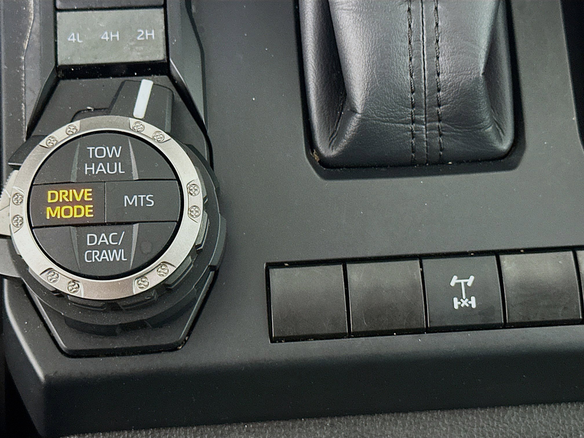 Used 2024 Toyota Tacoma TRD Off-Road image 26