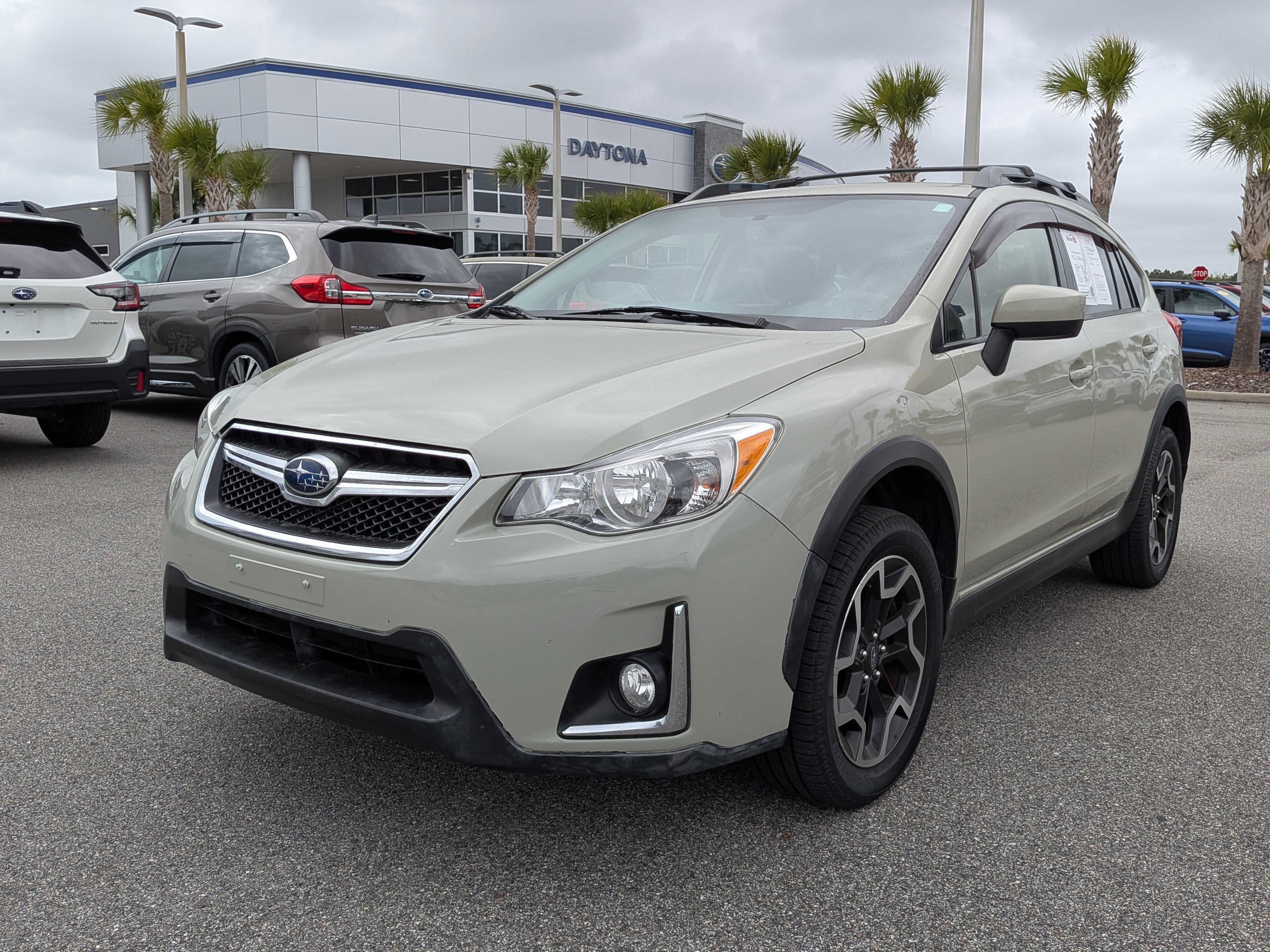 Used 2017 Subaru Crosstrek 2.0i Premium image 7