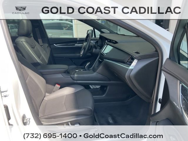 Certified 2023 Cadillac XT5 Premium Luxury w/ LPO, Floor Liner Package image 7