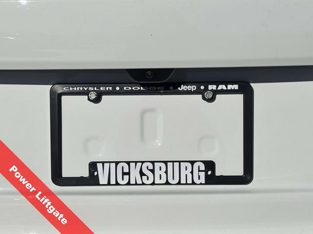 New 2025 Jeep Grand Cherokee Altitude image 40