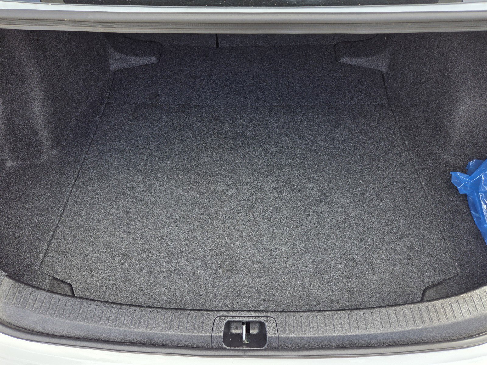 Certified 2025 Toyota Corolla LE image 9