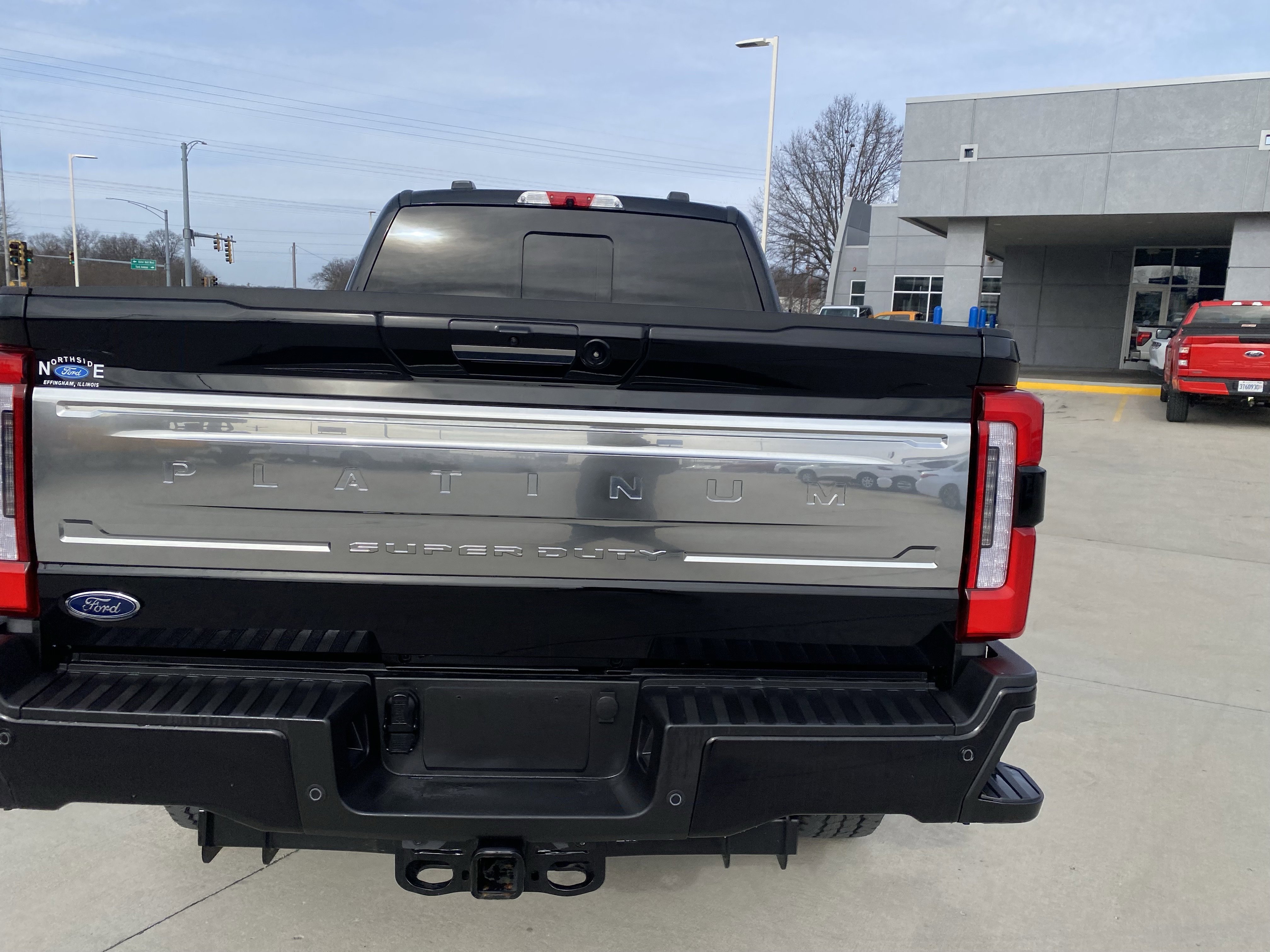 Used 2024 Ford F250 Platinum image 6