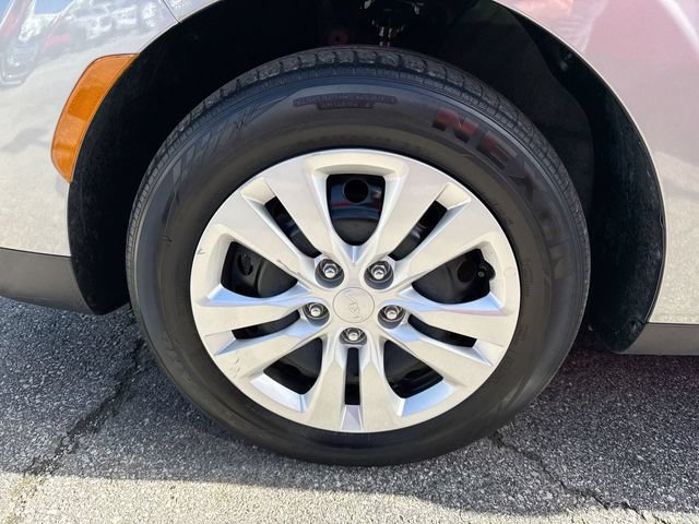 Used 2023 Kia Soul LX FWD image 5