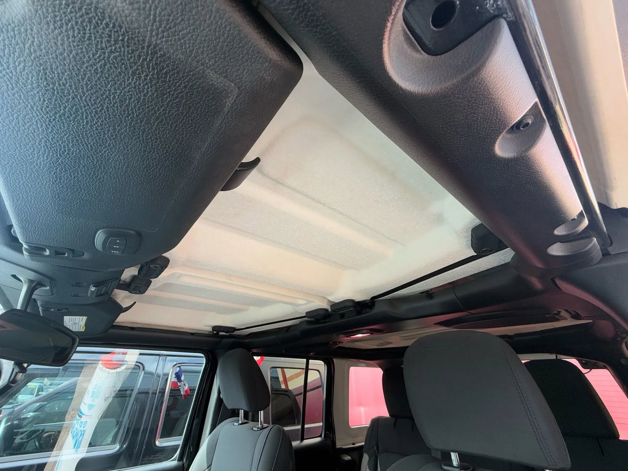 Used 2018 Jeep Wrangler Unlimited Sport S AWD/4WD image 15
