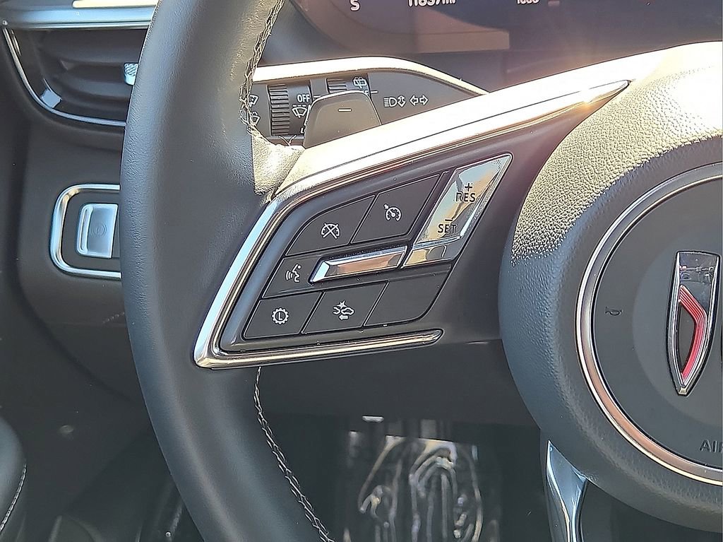 Used 2025 Buick Enclave Preferred image 19