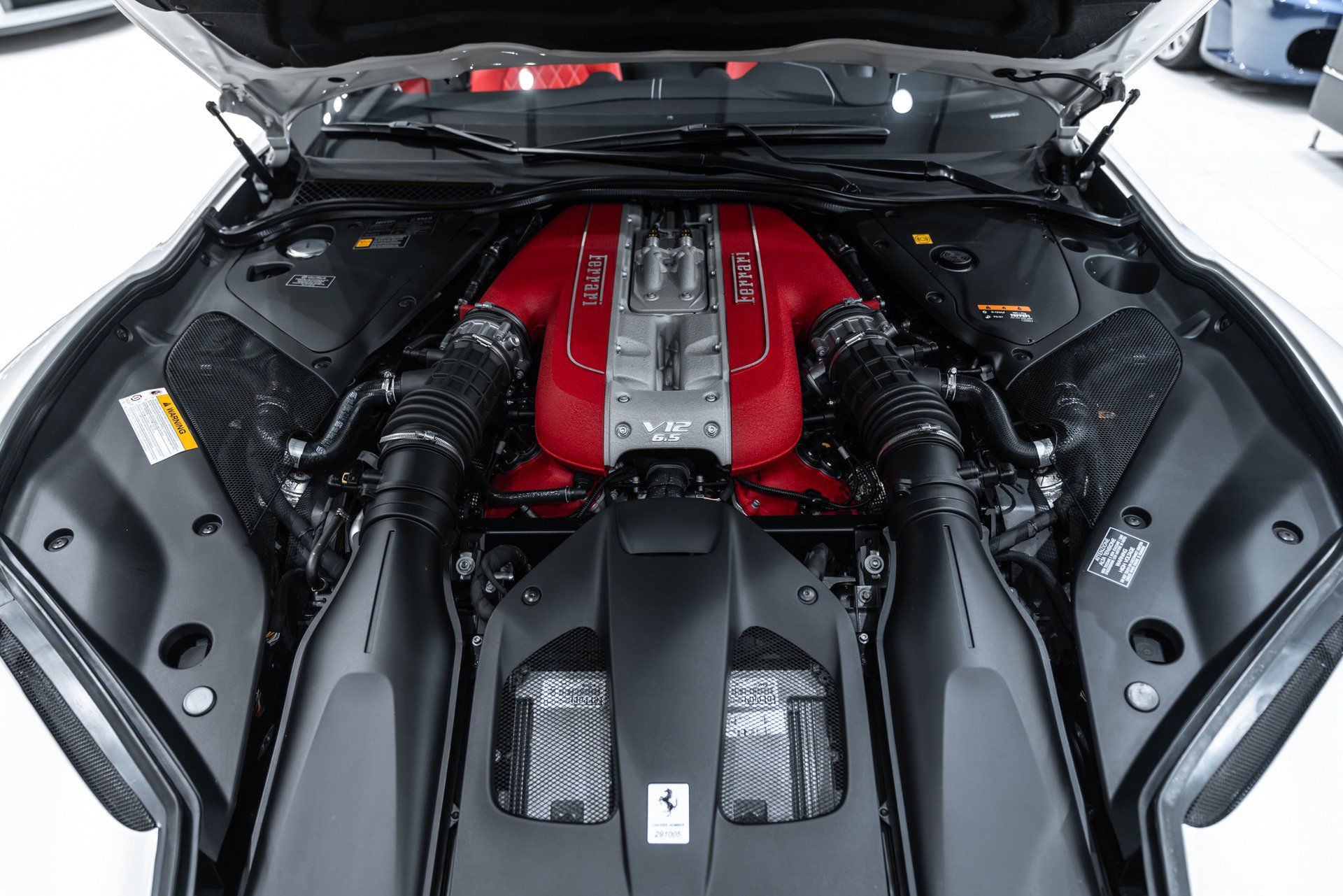 Used 2023 Ferrari 812 GTS RWD image 63