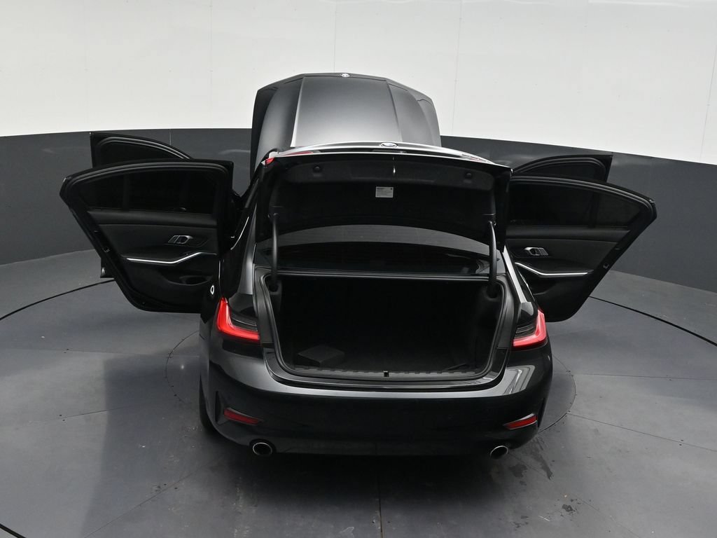 Used 2021 BMW 330i Sedan w/ Premium Package RWD image 35