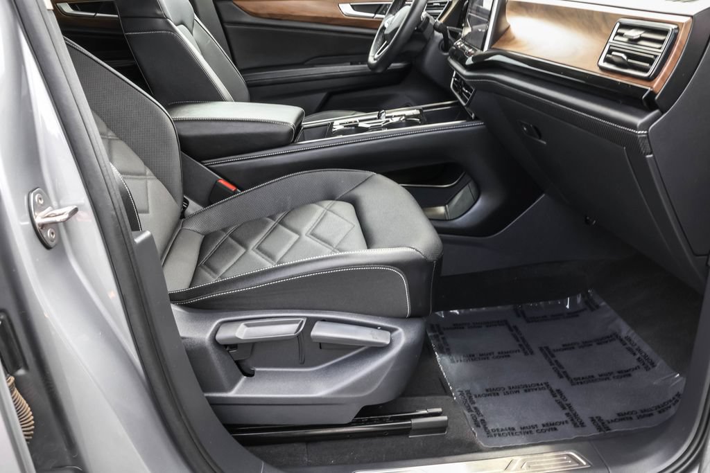 Certified 2024 Volkswagen Atlas SE AWD/4WD image 38