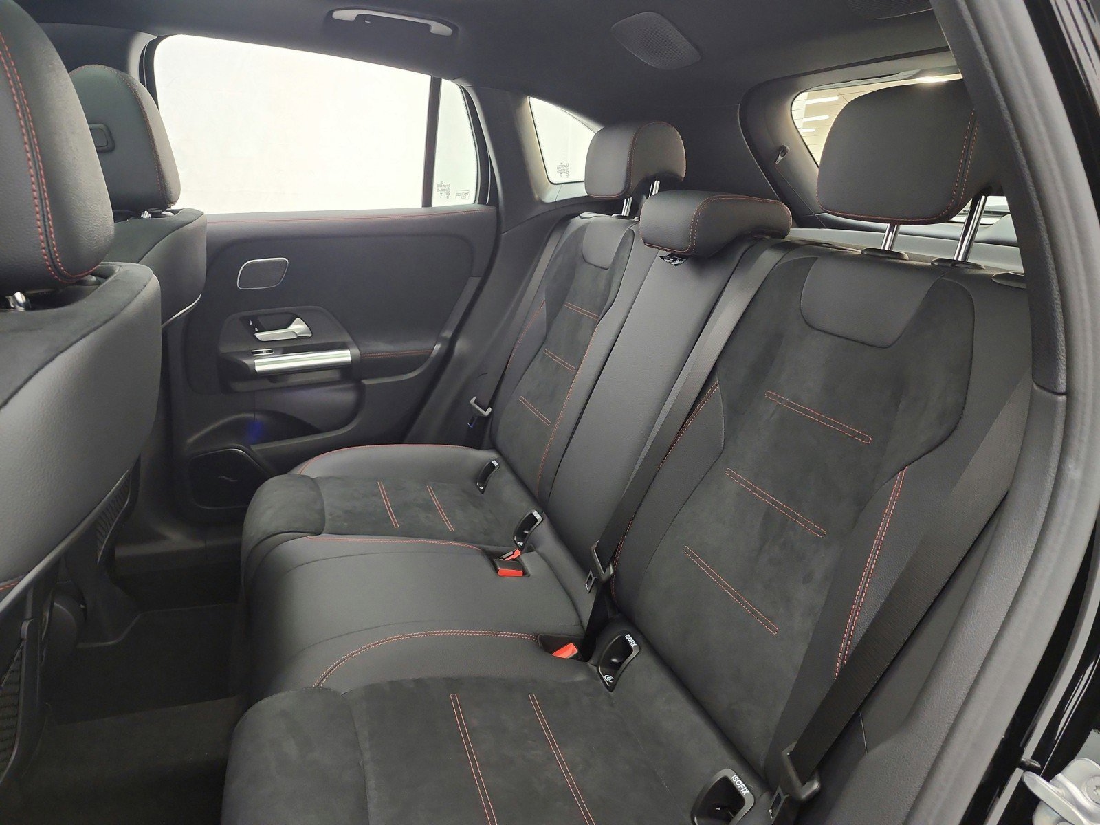 New 2026 Mercedes-Benz GLA 35 AMG 4MATIC image 11