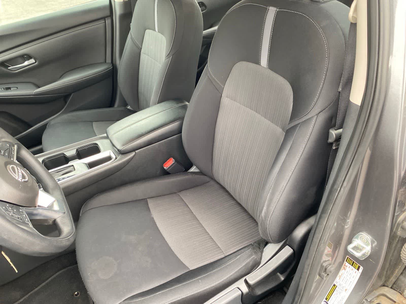 Used 2024 Nissan Sentra SV FWD image 12
