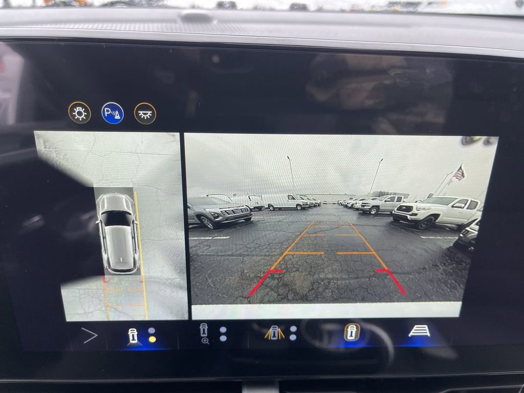 New 2026 Chevrolet Equinox LT w/ Safety and Technology Package image 17