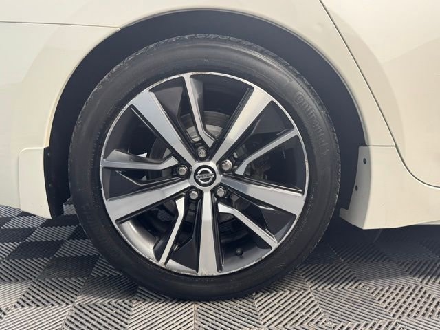 Used 2020 Nissan Maxima 3.5 SL image 38
