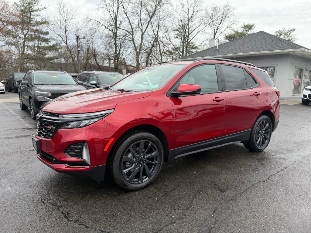 Used 2024 Chevrolet Equinox RS AWD/4WD image 3
