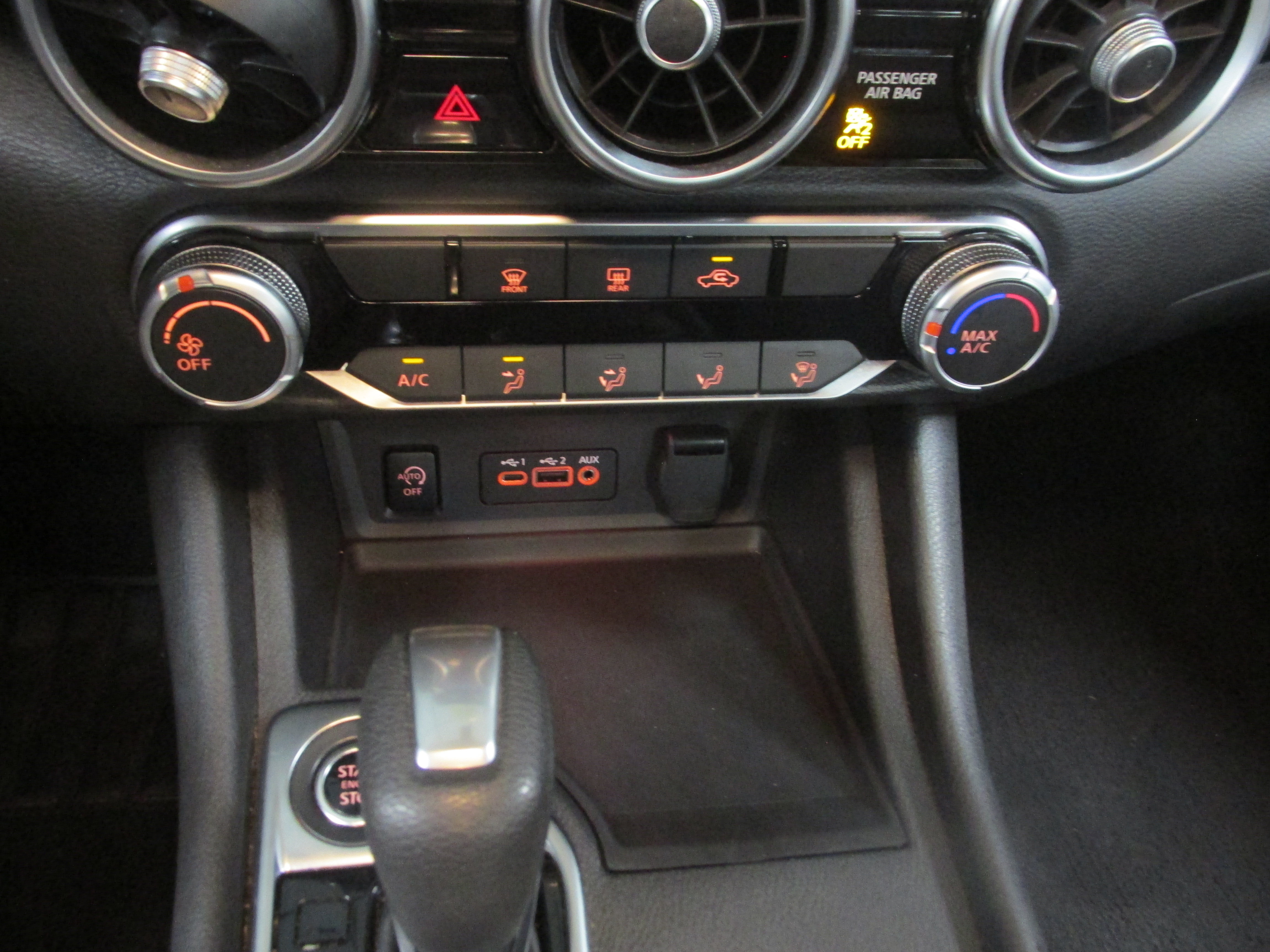 Used 2024 Nissan Sentra SV FWD image 34