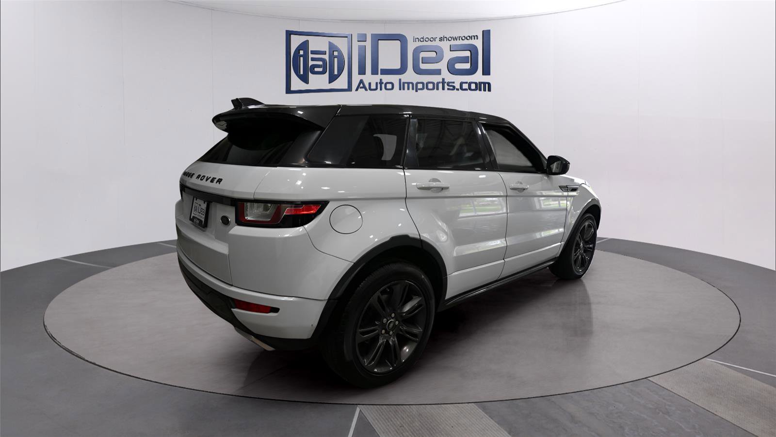Used 2019 Land Rover Range Rover Evoque SE Premium AWD/4WD image 5