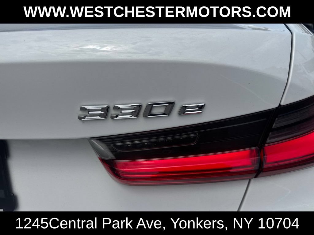 Used 2021 BMW 330e xDrive w/ Driving Assistance Package AWD/4WD image 23