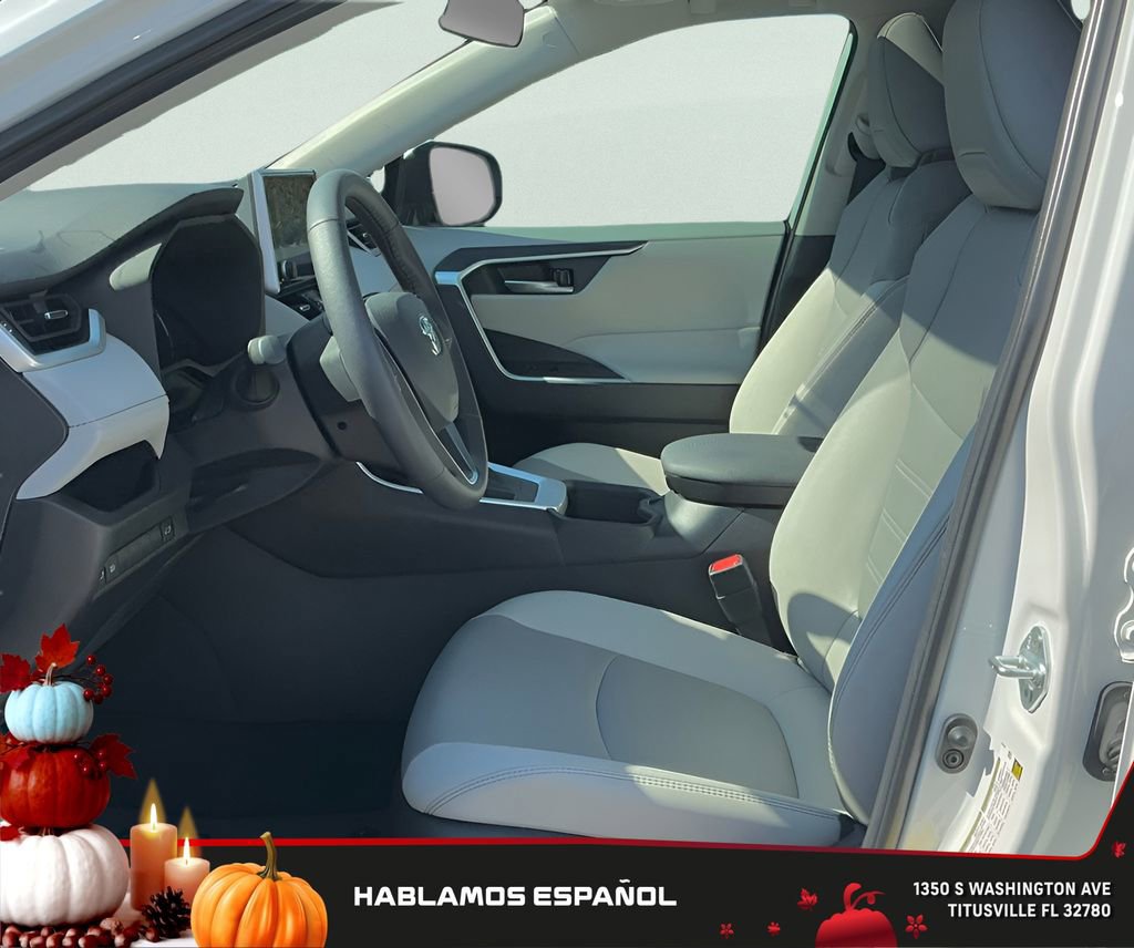 Used 2024 Toyota RAV4 XLE Premium image 33