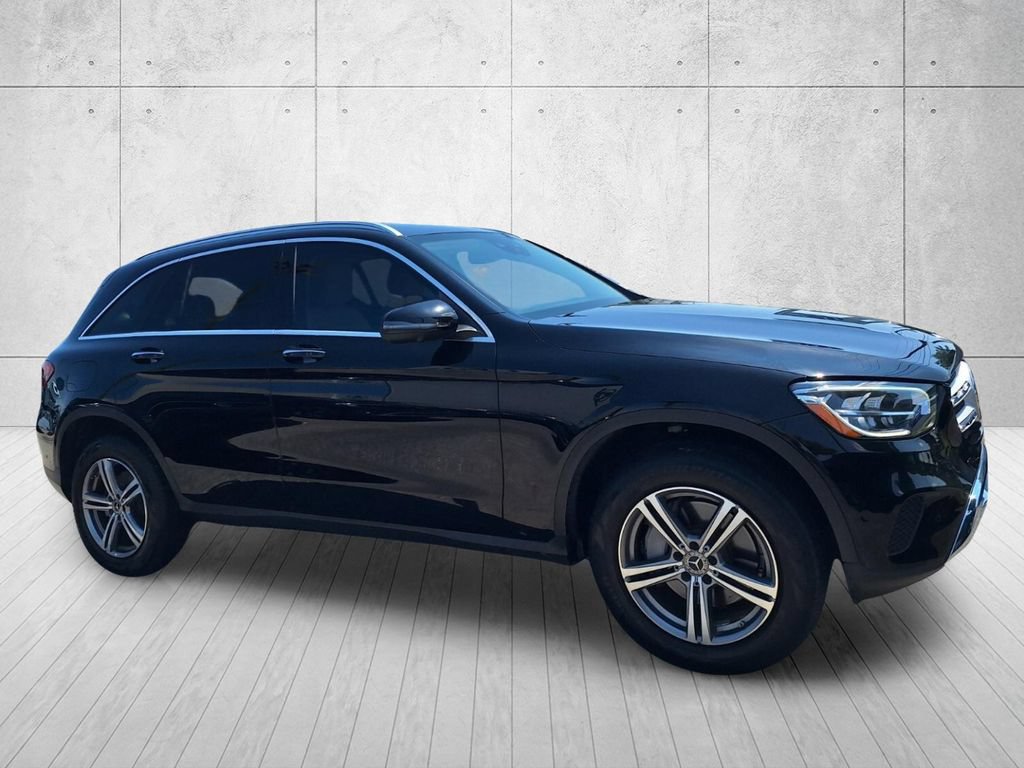 Used 2021 Mercedes-Benz GLC 300 image 3