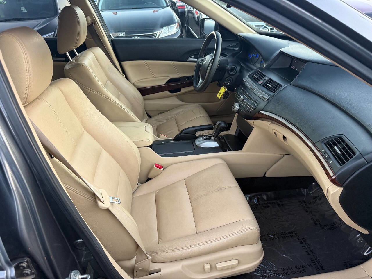 Used 2011 Honda Crosstour EX-L image 17