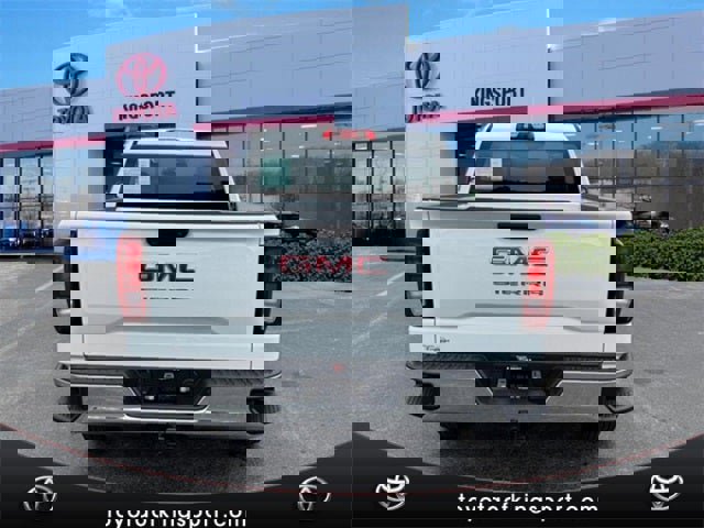 Used 2025 GMC Sierra 1500 Pro w/ Trailering Package image 4