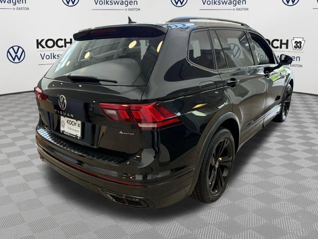 Used 2023 Volkswagen Tiguan SE R-Line AWD/4WD image 8