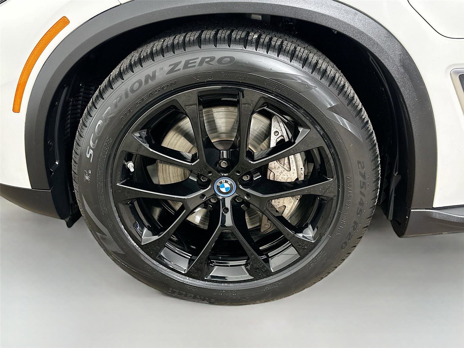 Certified 2022 BMW X5 xDrive45e image 31